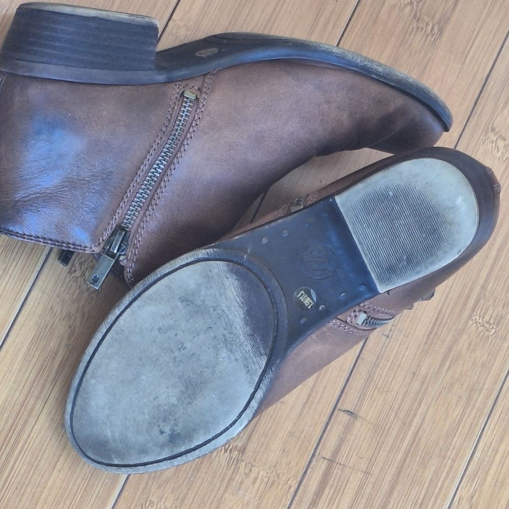 LUCKY BRAND BASEL BOOTIES 7.5 Burnished Brown Leather - Picture 11 of 14